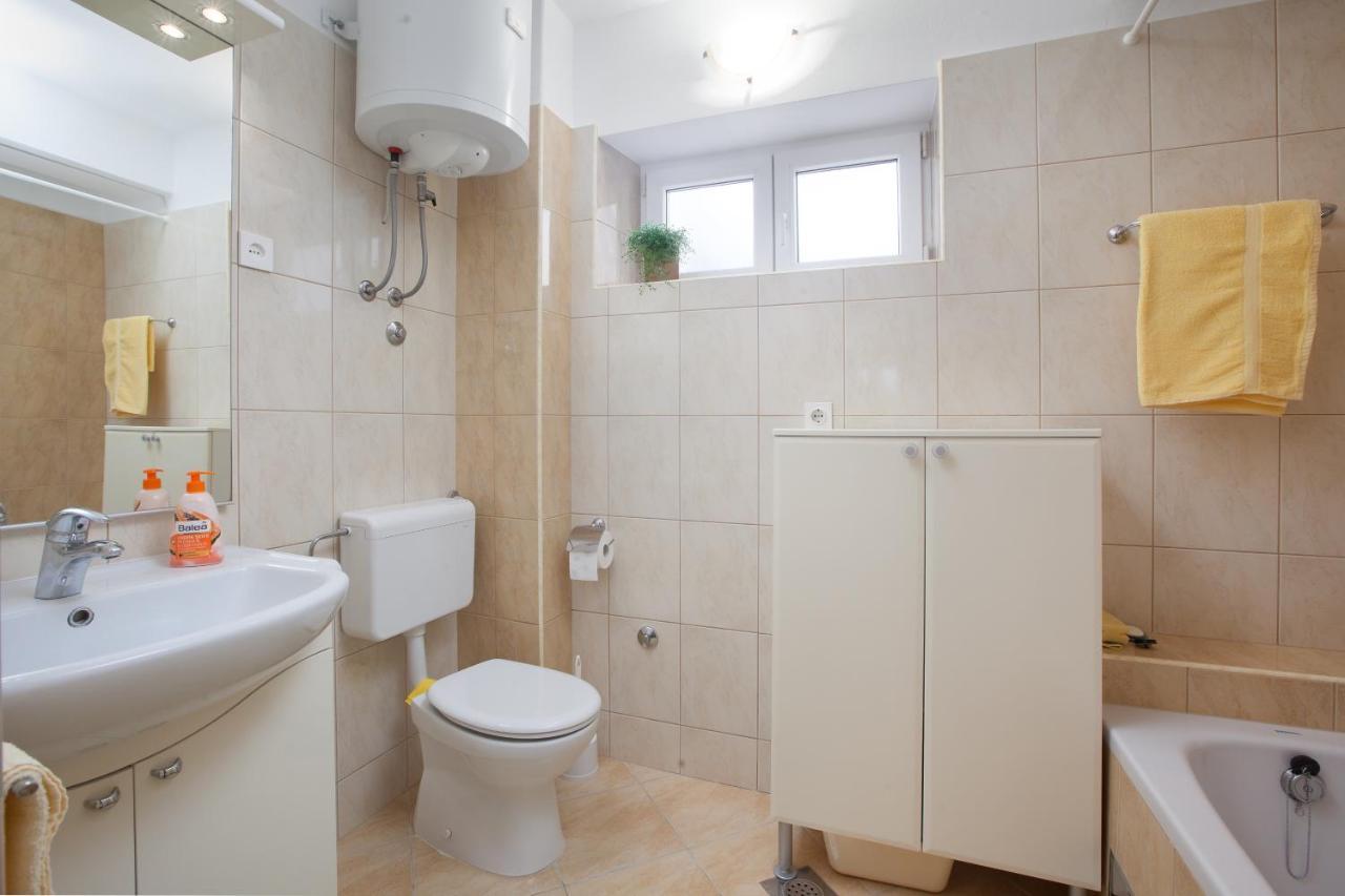 Apartman Vite Подгора Екстер'єр фото